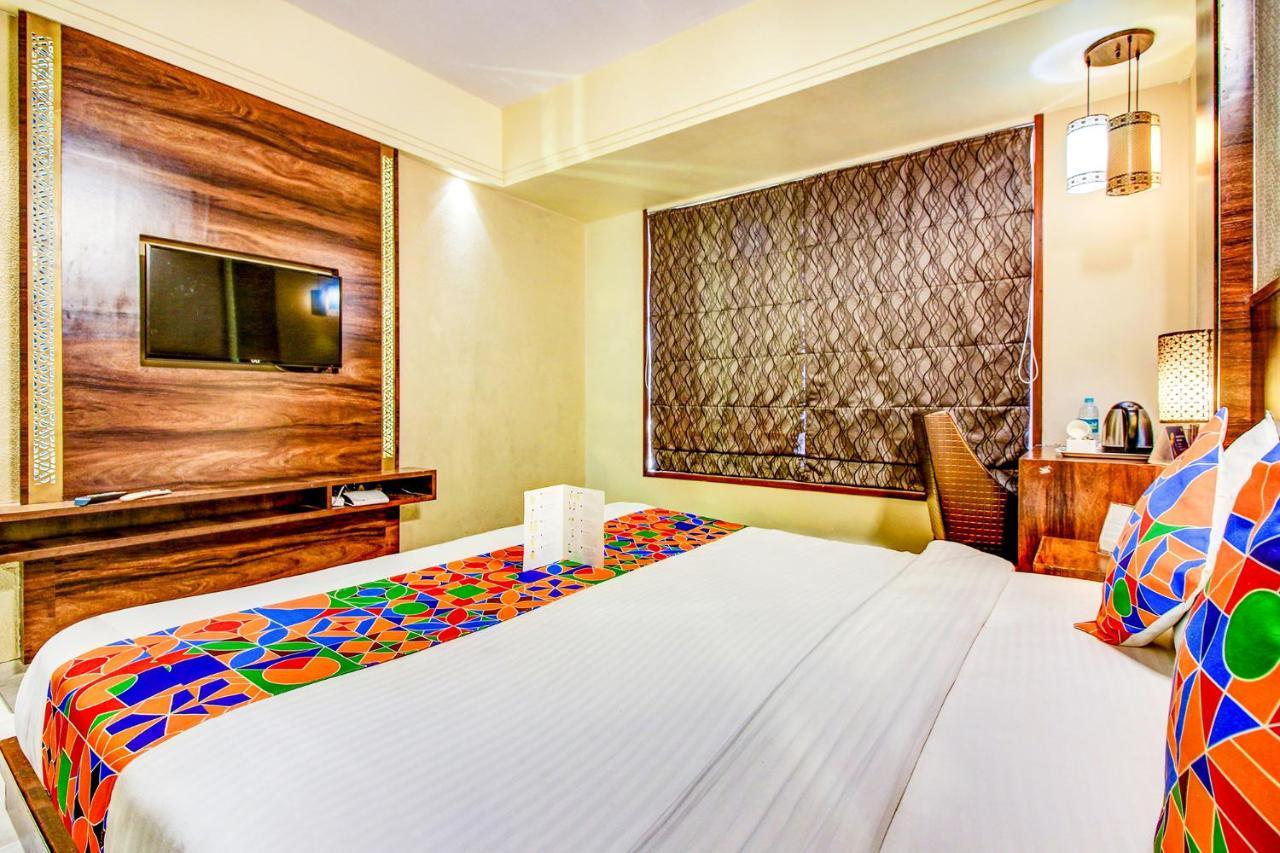 Hotel Crawford Inn Bombaim Exterior foto