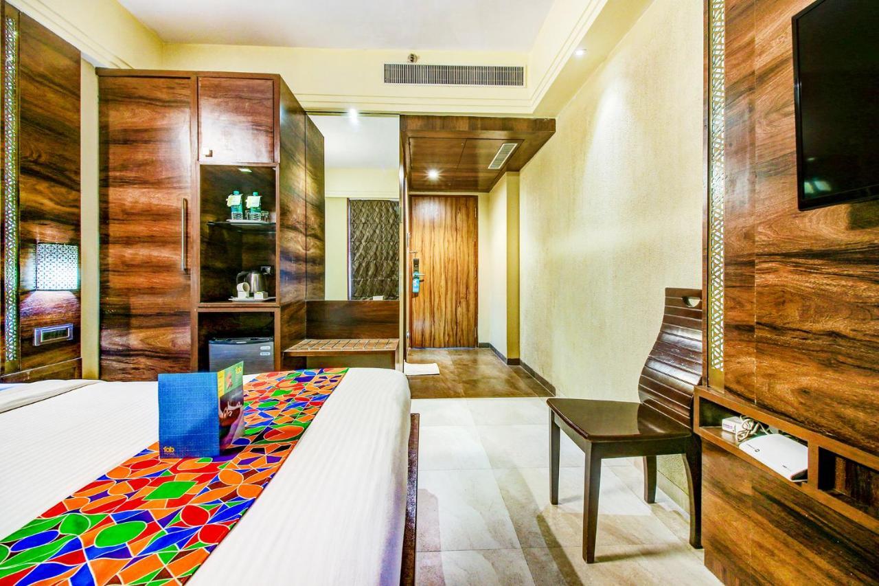 Hotel Crawford Inn Bombaim Exterior foto