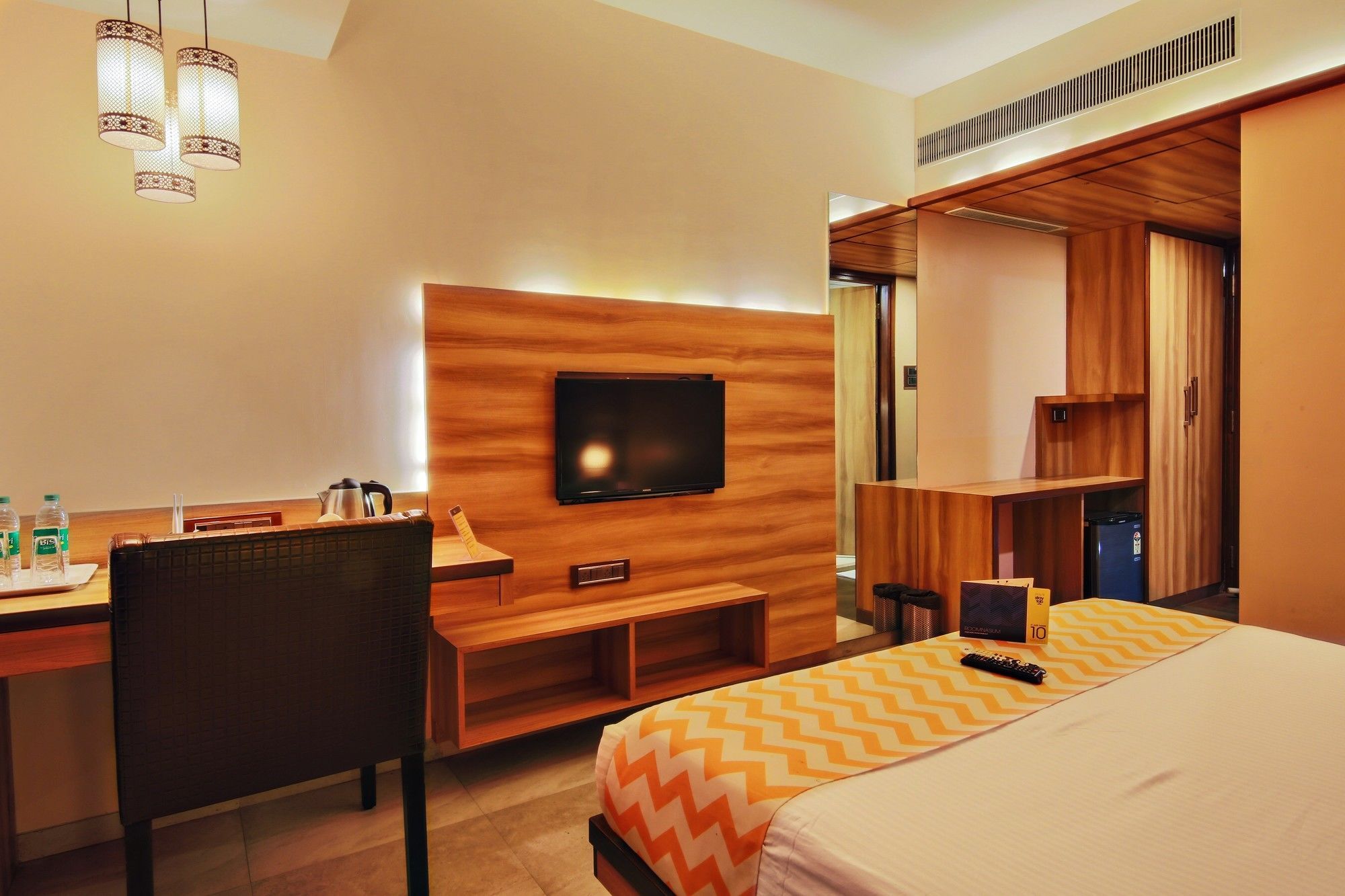 Hotel Crawford Inn Bombaim Exterior foto